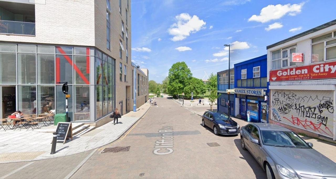 Super Studio With Two Bedrooms - Five Minutes From The Station! London Exterior photo
